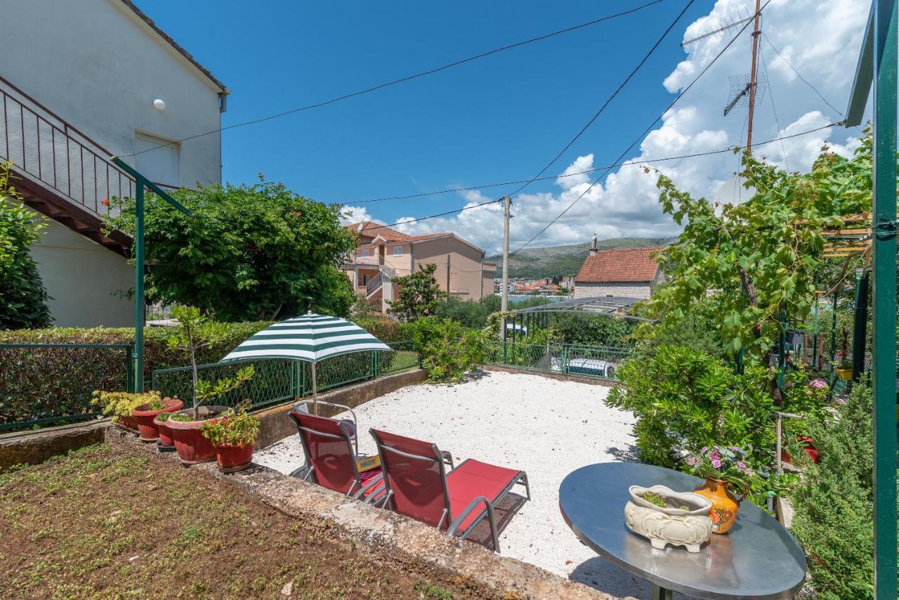 Apartment Hrabar Longo Trogir Ngoại thất bức ảnh