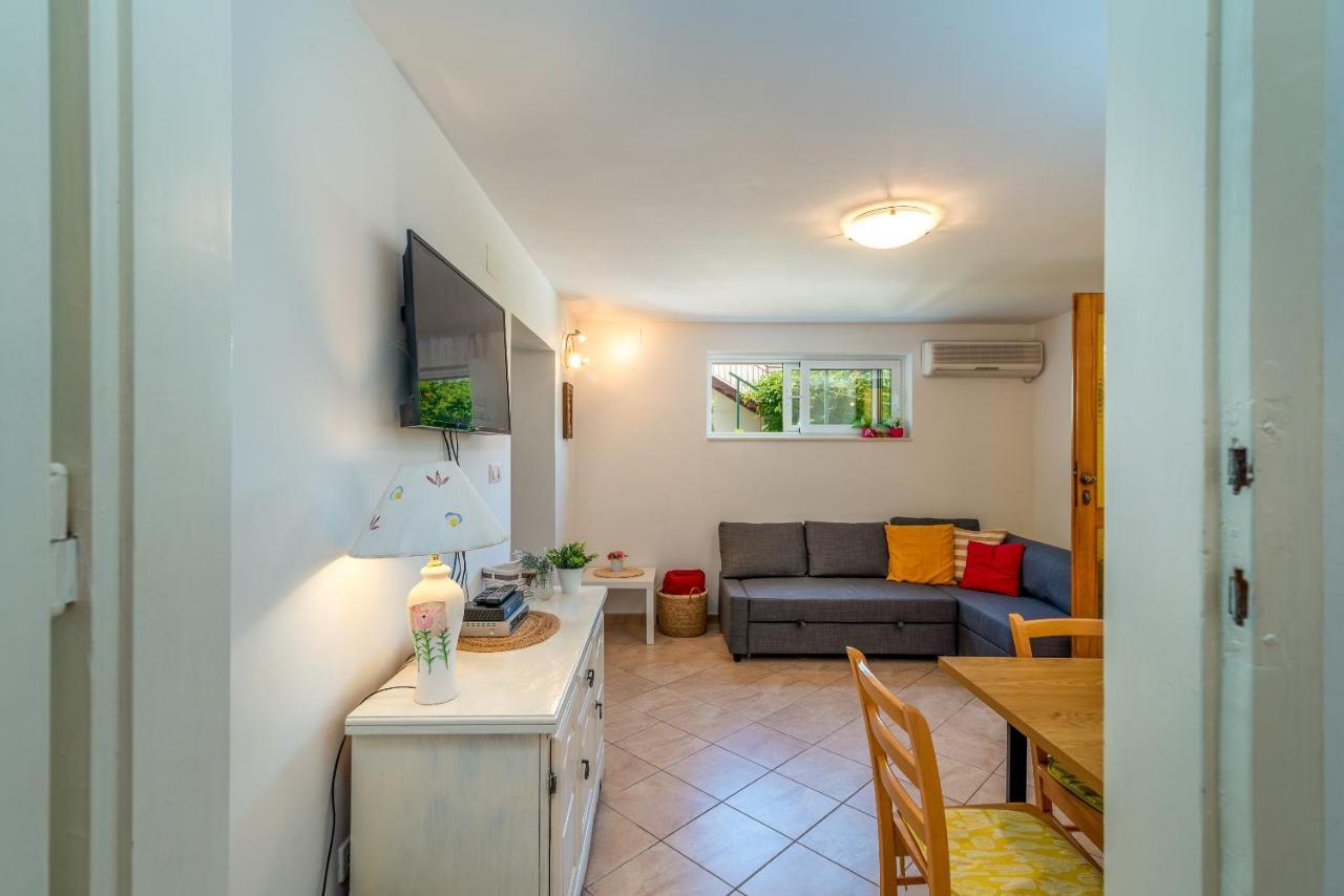 Apartment Hrabar Longo Trogir Ngoại thất bức ảnh